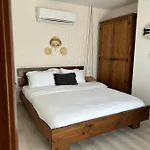 Pupa Alacati Butik * Кешме