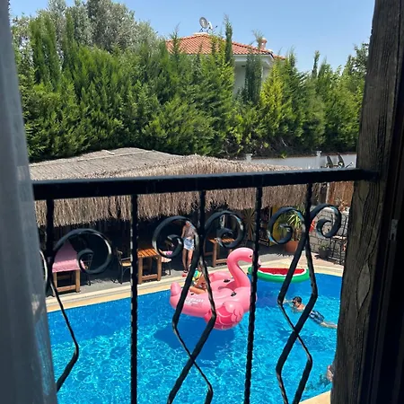 Отель Pupa Alacati Butik