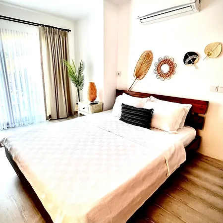 Pupa Alacati Butik * Cesme