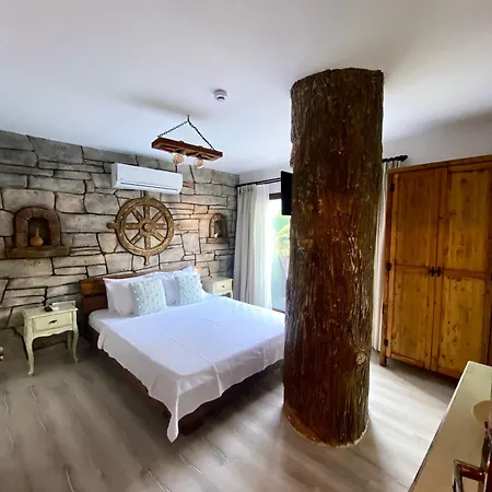 Pupa Alacati Butik Hotel