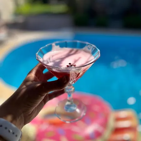 Pupa Alacati Butik Hotel