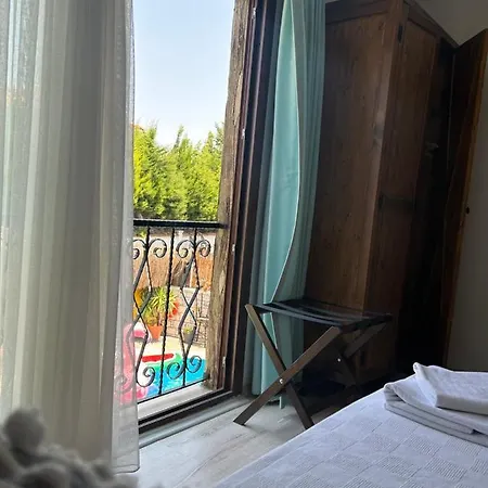 Otel Pupa Alaçatı Butik