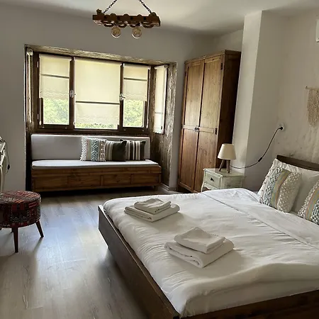Pupa Alacati Butik
