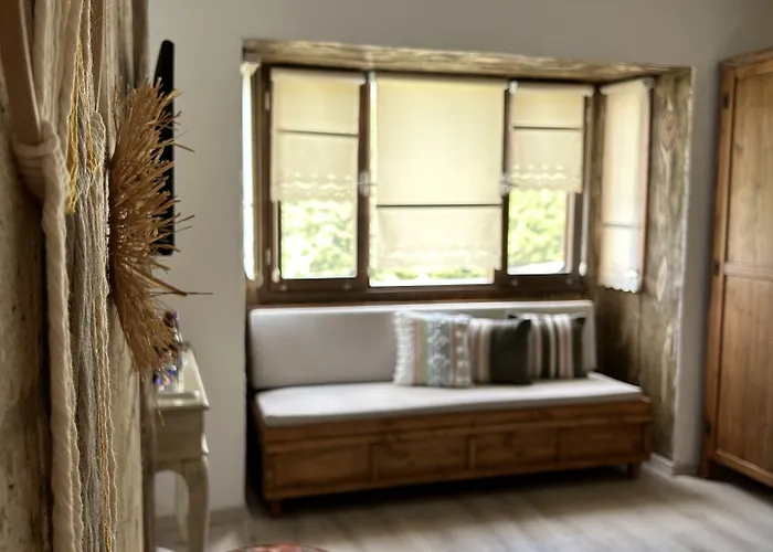 Pupa Alacati Butik Hotel *